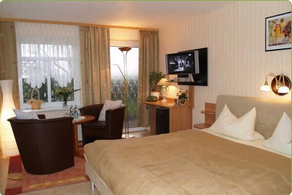 1 chambre, bureau, Wi-Fi, draps fournis