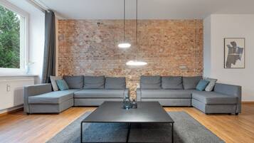 Appartement Premium, 4 chambres, accessible aux personnes à mobilité réduite, terrasse | Coin séjour