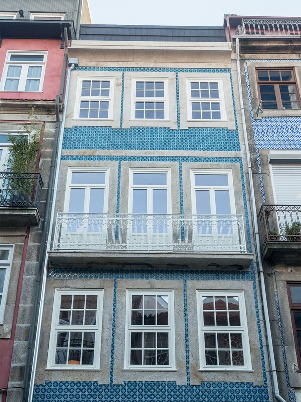 Fachada de la propiedad