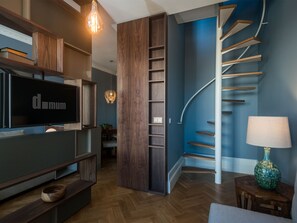 Duplex, 1 Bedroom, Balcony | Living area | 33-inch LED TV with cable channels, TV