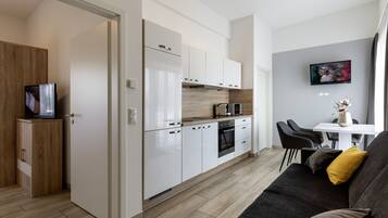 Junior Suite, 2 Bedrooms | Frette Italian sheets, premium bedding, Select Comfort beds