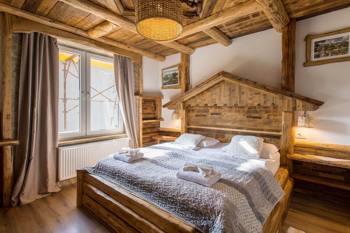 Family Quadruple Room | 1 bedroom, in-room safe, desk, free WiFi
