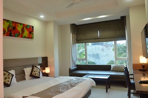 Superior Double Room, 1 Bedroom | Bathroom