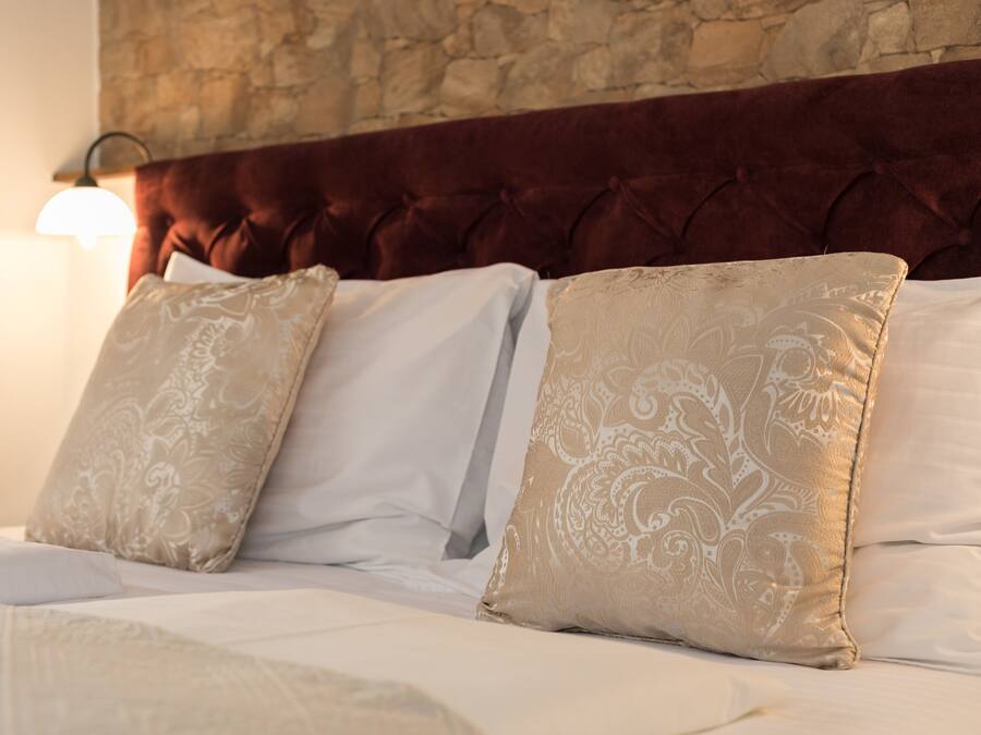 Standard Double Room, City View | 1 bedroom, premium bedding, minibar, in-room safe