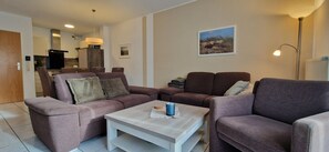 Unclassified image, 3 of 20, button