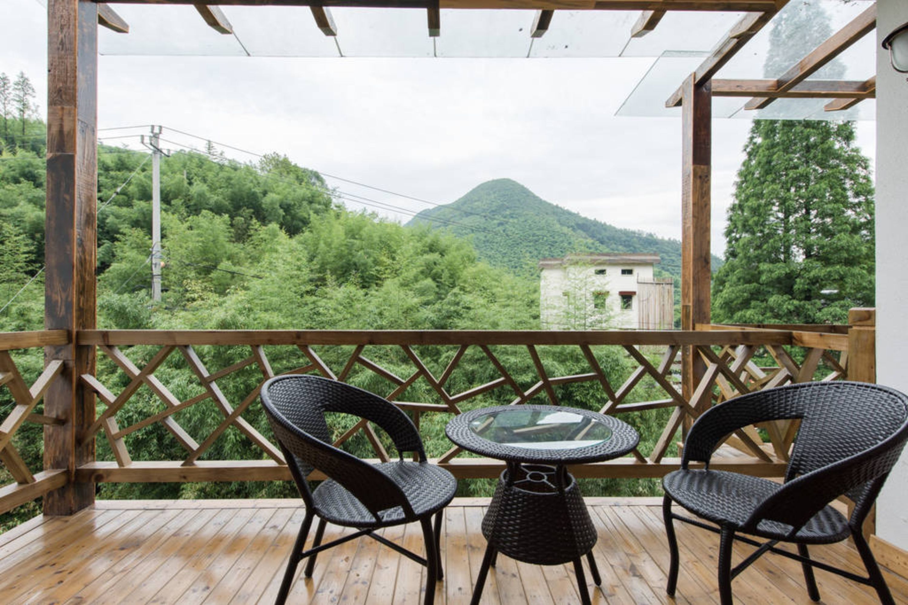 Deluxe Double Room with Bathtub | Terrace/patio