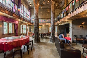 Breakfast, lunch and dinner served - Moganshan Jianqi Inn (Huzhou)