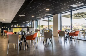Dagelijks continentaal ontbijt inbegrepen