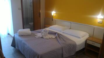 In-room safe, desk, cots/infant beds, free WiFi