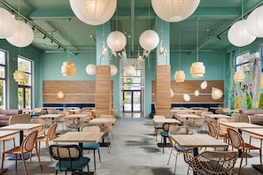 Breakfast, lunch and dinner served