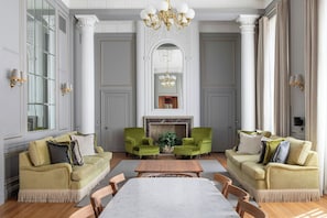 Suite, 1 King Bed, Non Smoking | Lounge - The Edinburgh Grand, a Luxury Collection Hotel, Edinburgh (Edinburgh)