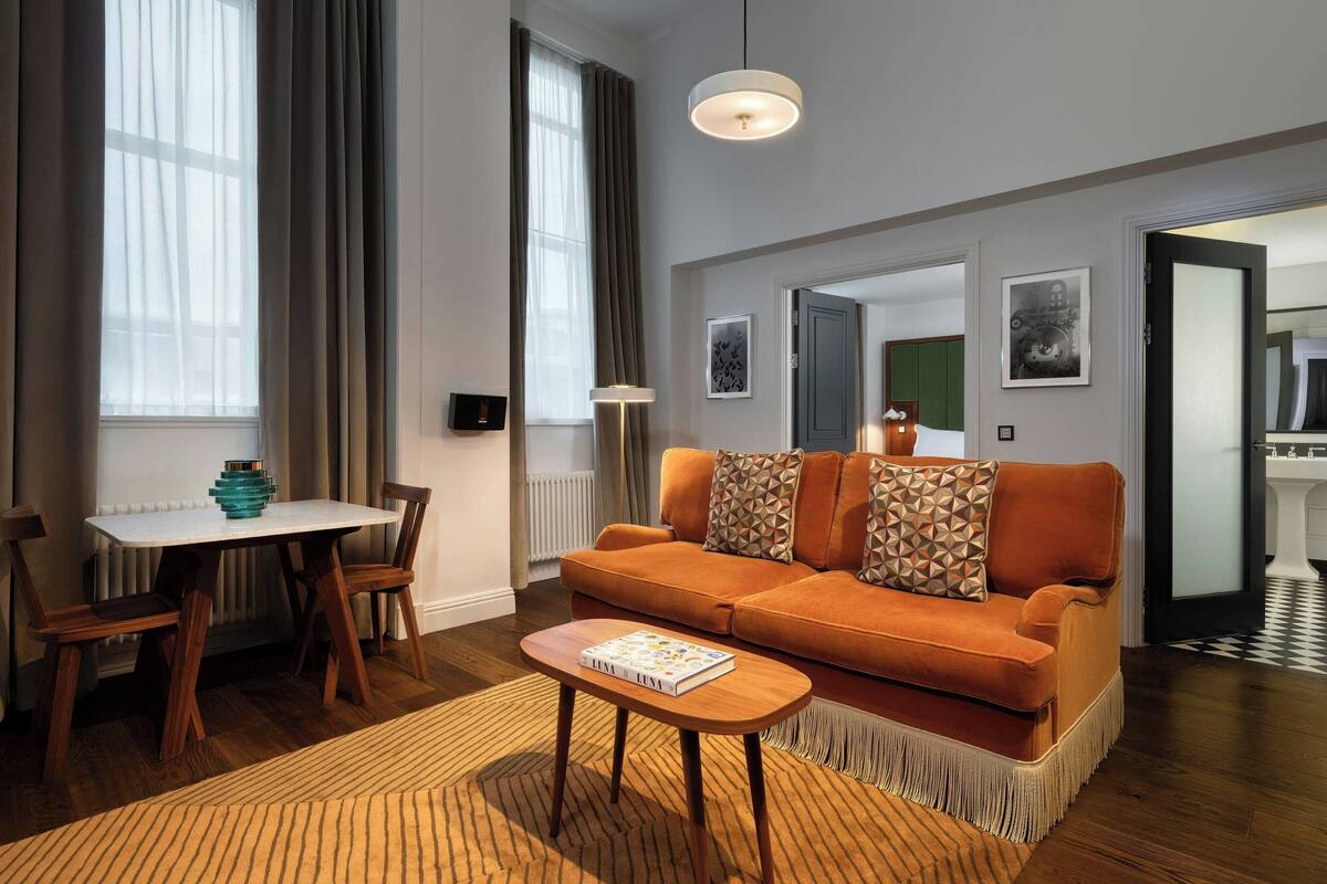 Suite, 1 Bedroom | Premium bedding, in-room safe, desk, laptop workspace