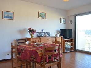 Dining - Studio/Cabin Banyuls 4 Pers. with Parking and AC (Banyuls-sur-Mer)
