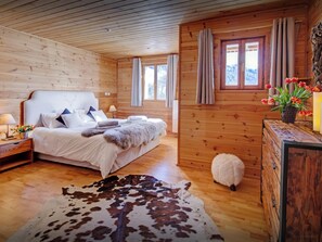 4 Schlafzimmer, Bügeleisen/Bügelbrett, WLAN, Bettwäsche