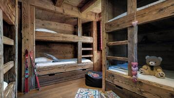 5 chambres, fer et planche Ă  repasser, Wi-Fi, draps fournis