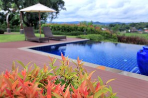 Piscina infinita
