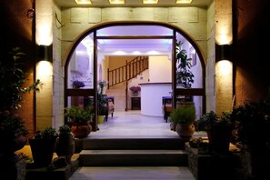 Entrada de la propiedad