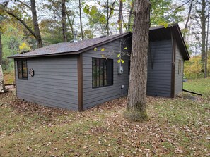 Exterior - River · Pine City-Riverfront-firepits-kayaks-pets (Pine City)