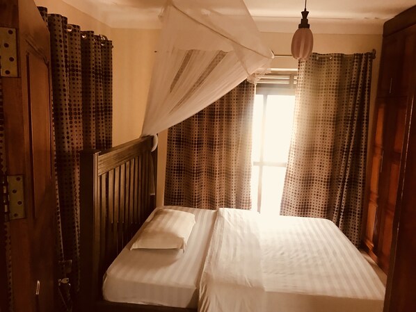 Interior - Para Suites (Kampala)