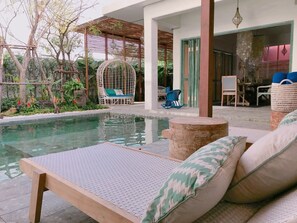 4-Bedroom Villa Sea | Outdoor pool