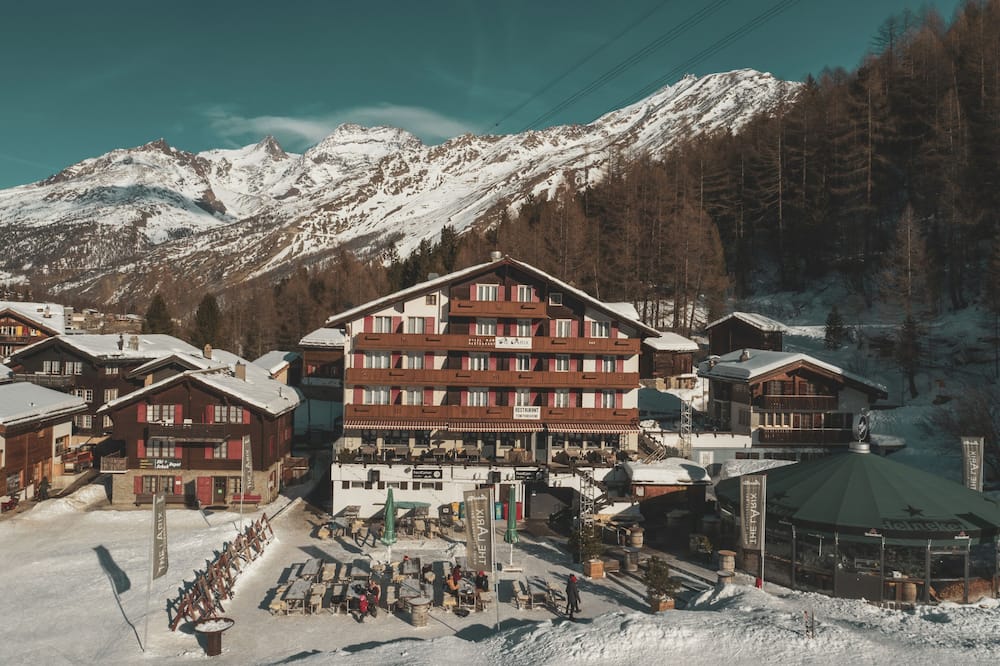The Larix -Ski in, Ski out