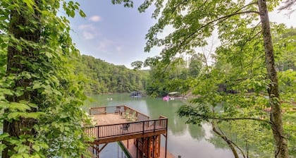 9Bed/9Bath Private Dock Large Cove Near Popular Marinas