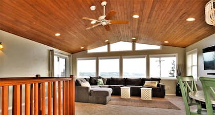 Charming Puget Sound/Mt Rainier View House