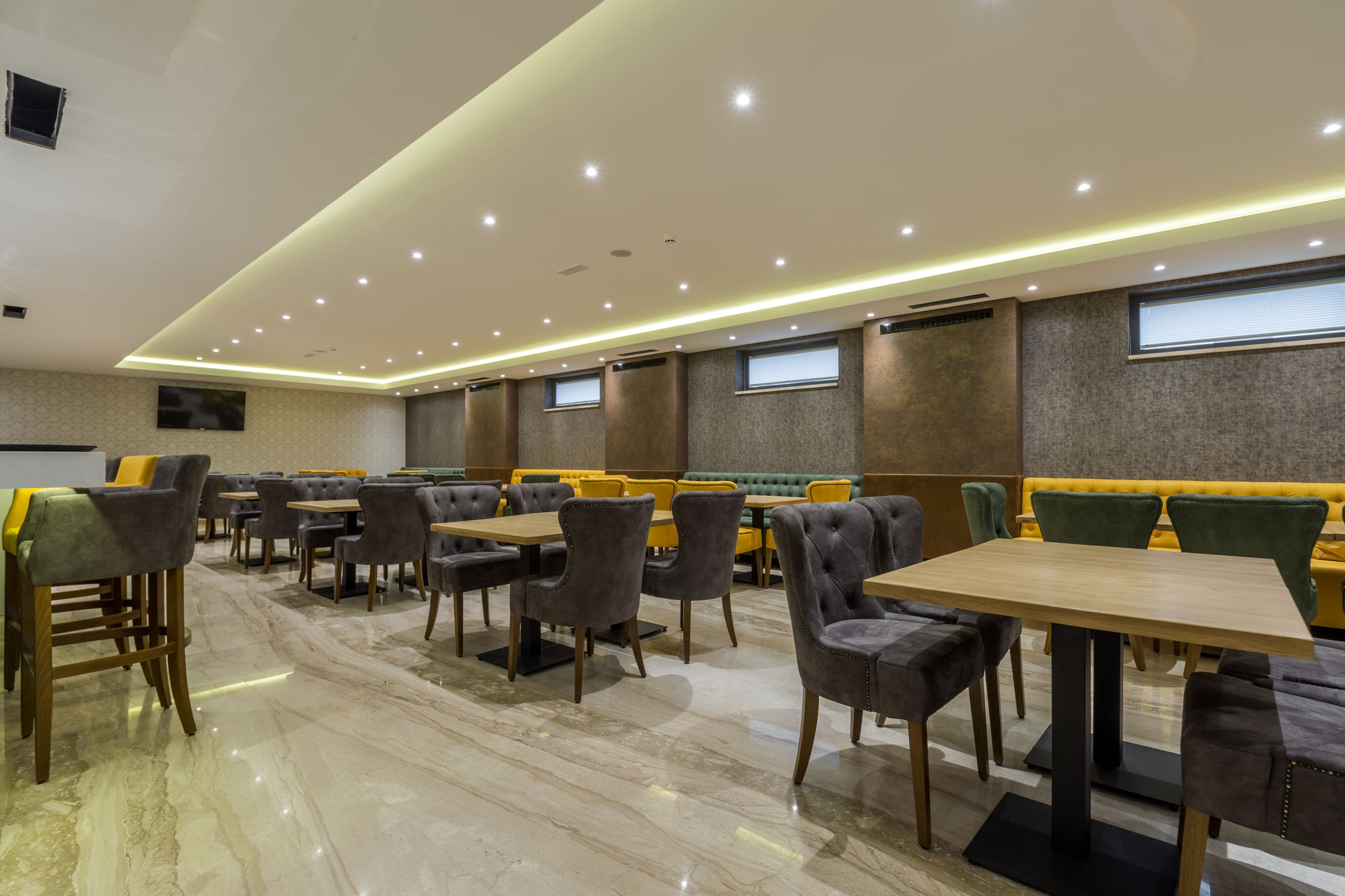 daily buffet breakfast (eur 10 per person)