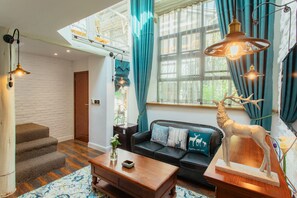 Honeymoon Duplex | Peralatan tempat tidur premium, gebar bulu kapas, katil Select Comfort 