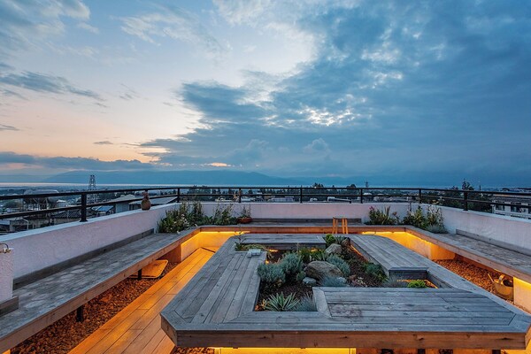 Floral Holiday Guesthouse - Dali