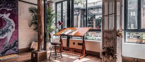 Courtyard3 Summer Family Holiday Suite | Premium bedding, down comforters, Select Comfort beds, minibar