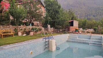Seasonal outdoor pool
