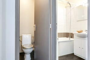 Superior Apartment, Ensuite (Nouba Turgot) | Bathroom | Hair dryer, towels, soap, toilet paper