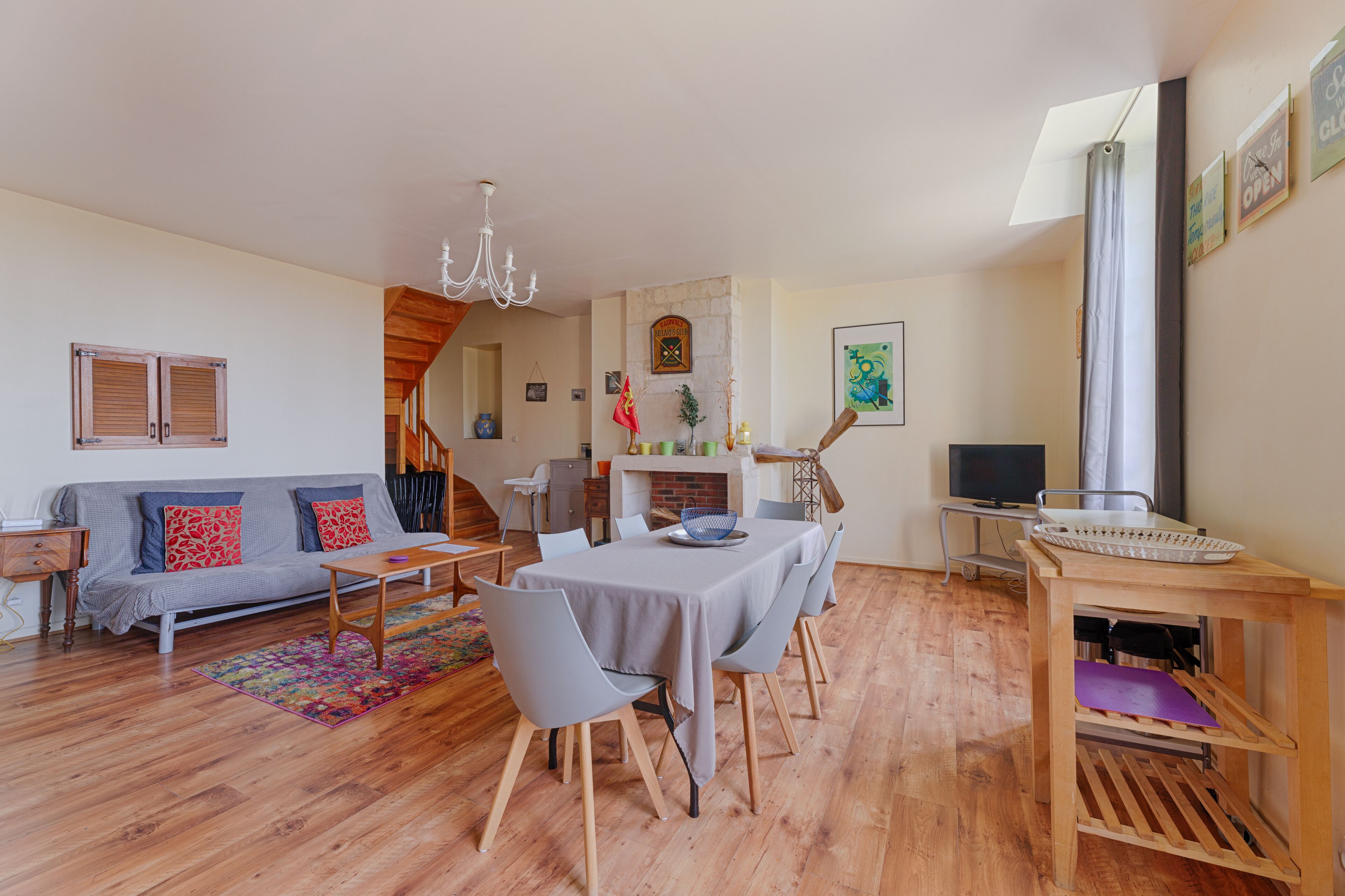 Superior-huoneisto, kylpyhuone makuuhuoneen yhteydessä (Sancho Turgot) | Oleskelualue