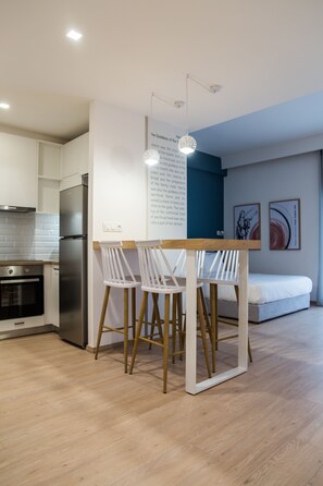 Club Studio, 1 Queen Bed with Sofa bed, Private Bathroom, Ground Floor (El. Ground floor) | In-room dining - Olympus Residence (Athens)