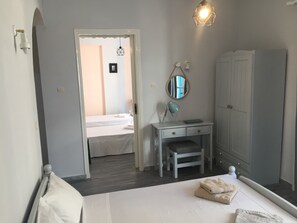 Classic Apartment, 2 Bedrooms | Free WiFi - Pigasos Studios (Naxos)