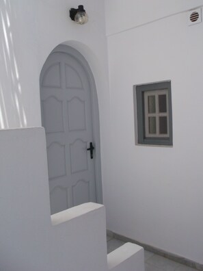 Exterior detail - Pigasos Studios (Naxos)