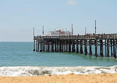Sept/Oct. Special! Steps to Sand. Parking/ Bikes! Message for Free Night Deal!