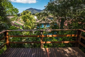 Vue sur la campagne depuis l’hébergement