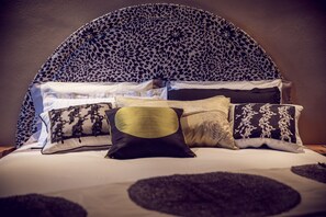 Design-Suite, Gartenblick | Hochwertige Bettwaren, Schreibtisch, kostenlose Babybetten