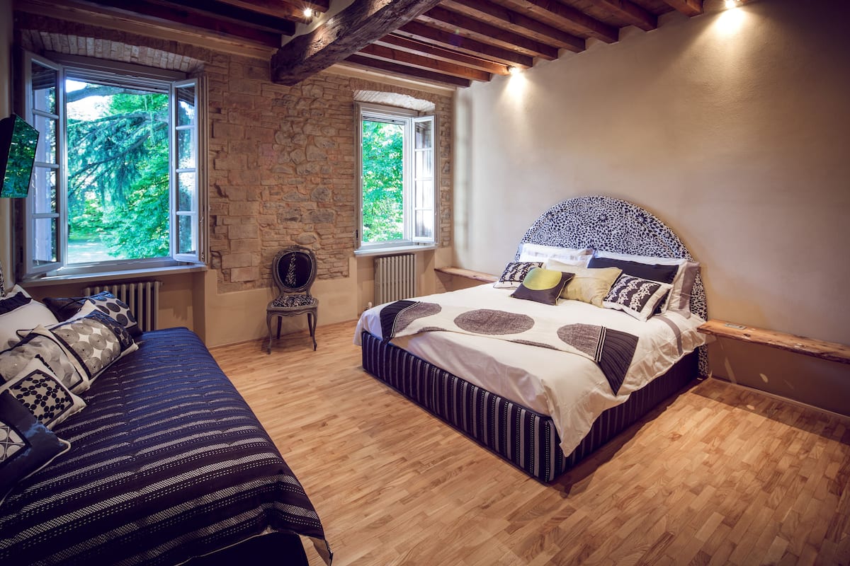 Design Suite, Garden View | Premium bedding, desk, free cots/infant beds, free WiFi