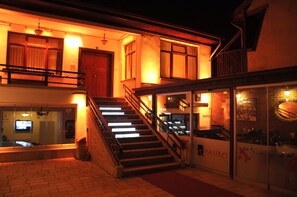 Majoituspaikan sisäänkäynti