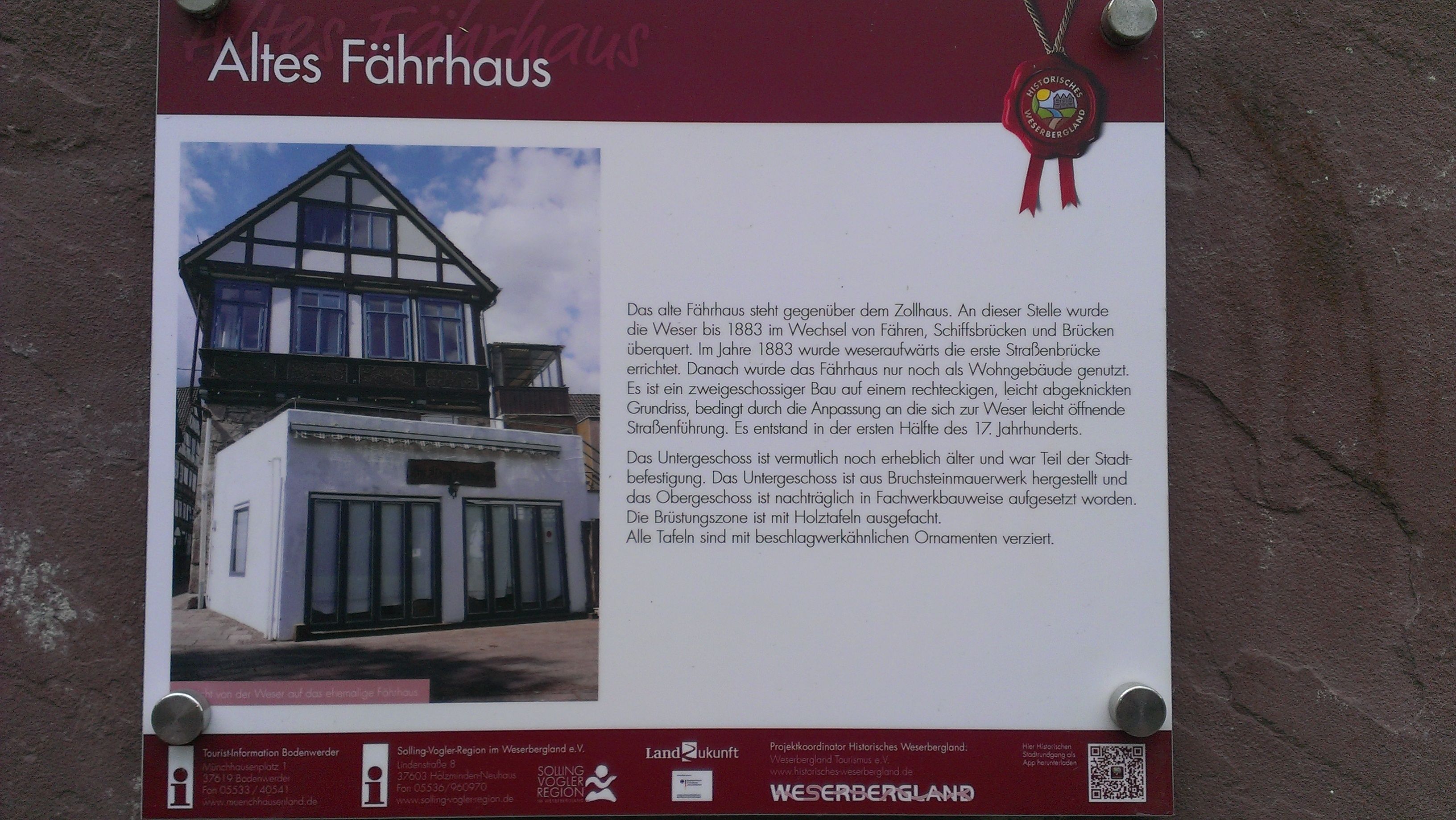 deluxe double room, river view | free wifi, bed sheets