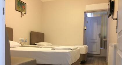 Burhaniye Merkez Otel