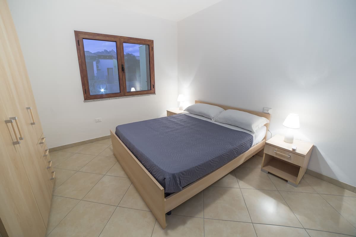 Family Apartment, 2 Bedrooms, Patio, Sea View