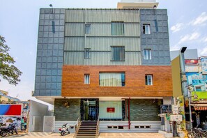 Exterior - Capital O 10823 Pratibha Grand (Vijayawada)