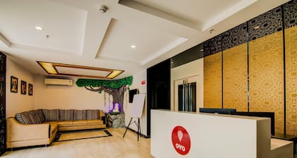 Capital O 10823 Pratibha Grand