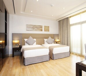 Premium bedding, in-room safe, desk, laptop workspace - Vivienda Hotel Villas Granada (Riyadh)
