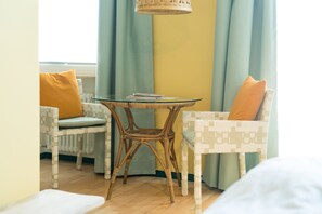 Restauration dans la chambre