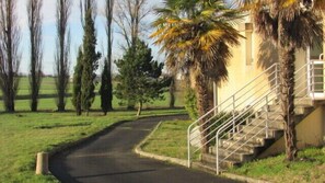 Property grounds - Le Bon Repos (Barbezieux-Saint-Hilaire)